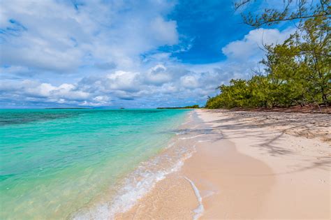 bahamas nude beach|Best Nude Beaches In The Bahamas